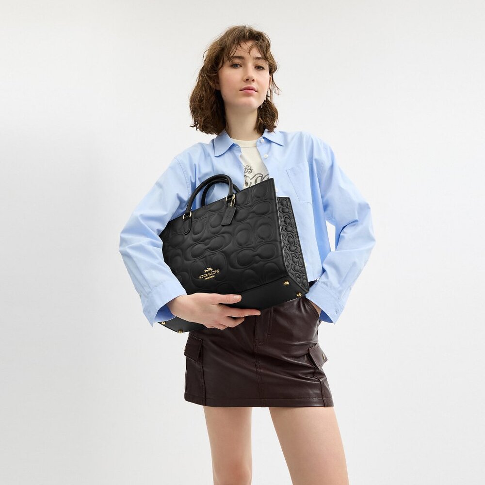 BRAND NEW: Maggie Tote Bag In Signature Leather - Picture 5 of 9